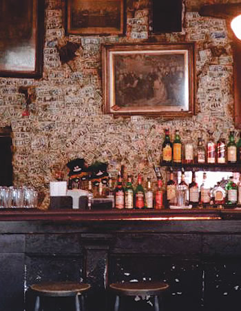 A historic bar in New Orleans where cocktails were invented